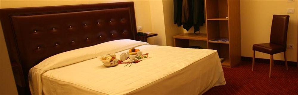 Hotel Il Perugino Corciano Kültér fotó